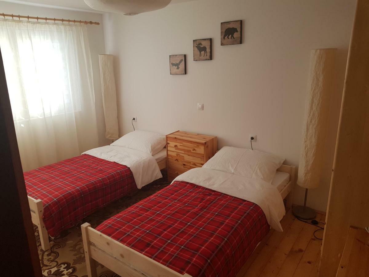 Apartmani Andrej Udbina Экстерьер фото